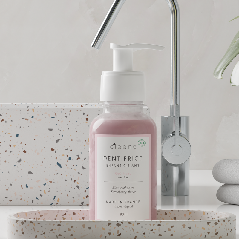 Flacon Dentifrice Enfant 0-6 ans Fraise