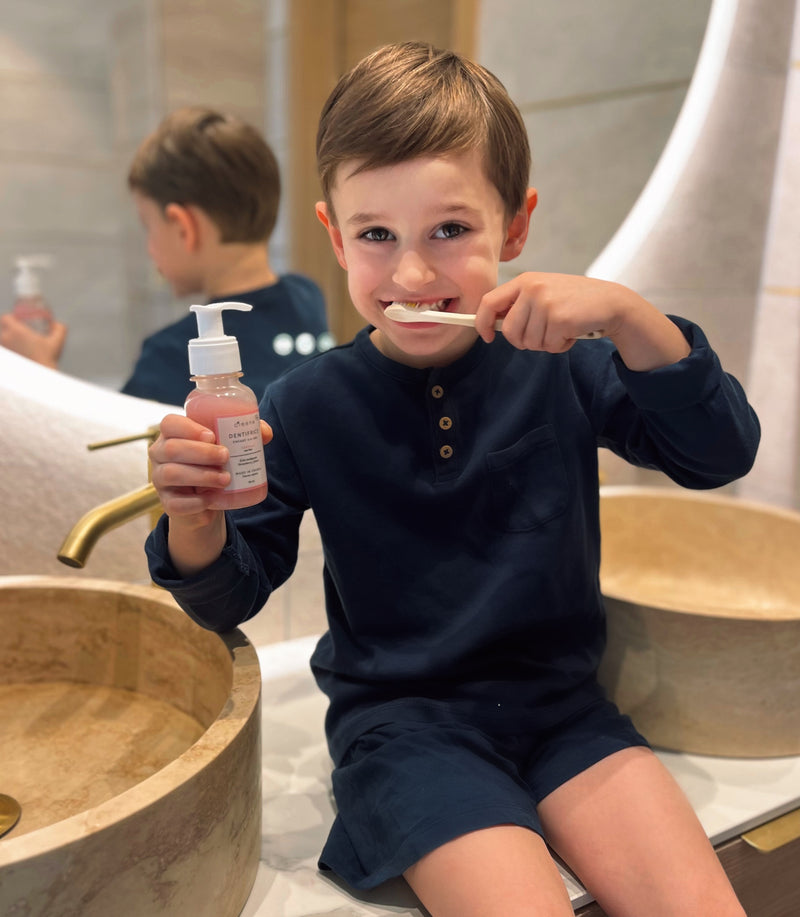 Flacon Dentifrice Enfant 0-6 ans Fraise ✨NEW FORMULE SANS COLORANT✨