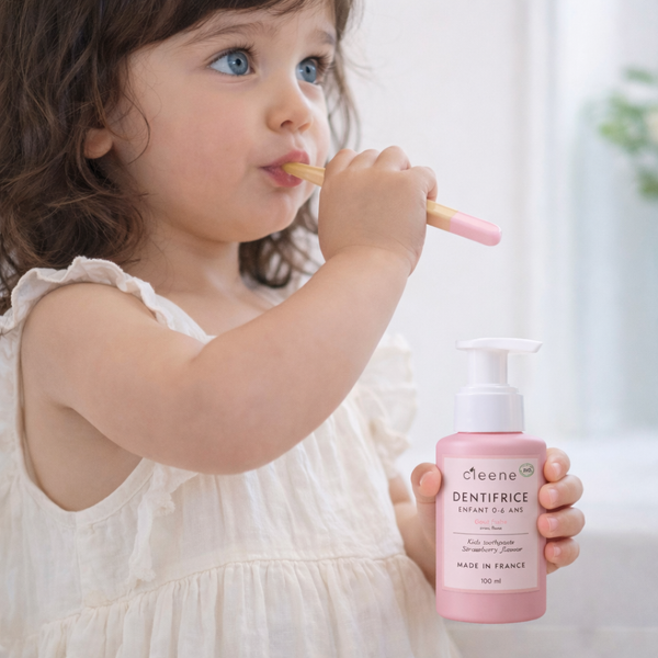PRÉ-COMMANDE Flacon Dentifrice Enfant 0-6 ans Fraise ✨NEW FORMULE SANS COLORANT✨